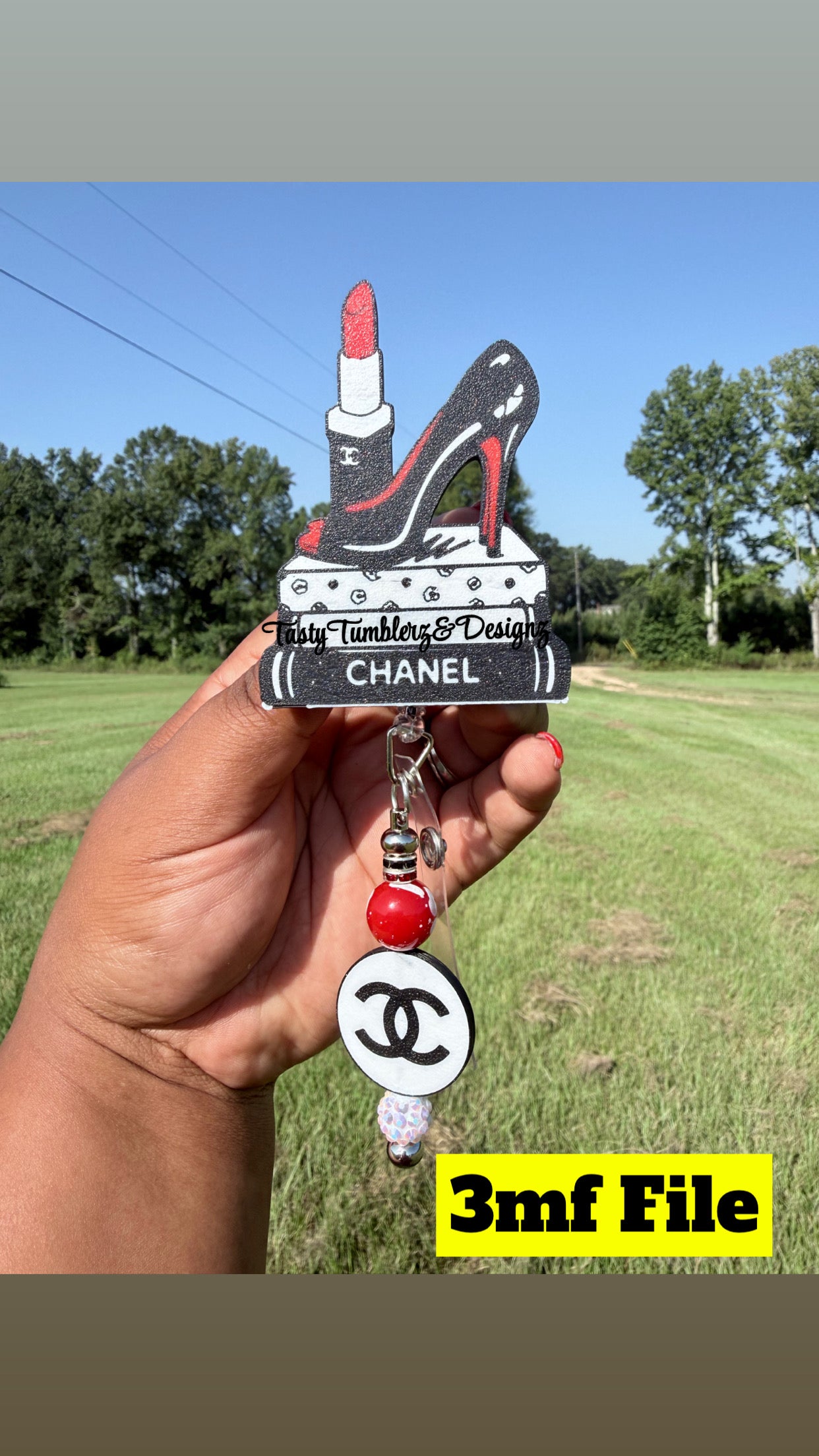 Chanel Lipgloss & Books & Charm 3mf